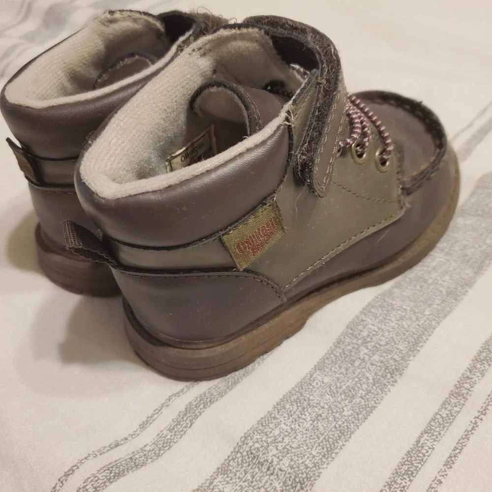 OshKosh B'Gosh Brown and Green boys Haslett Ankle Boot‎ SZ:7